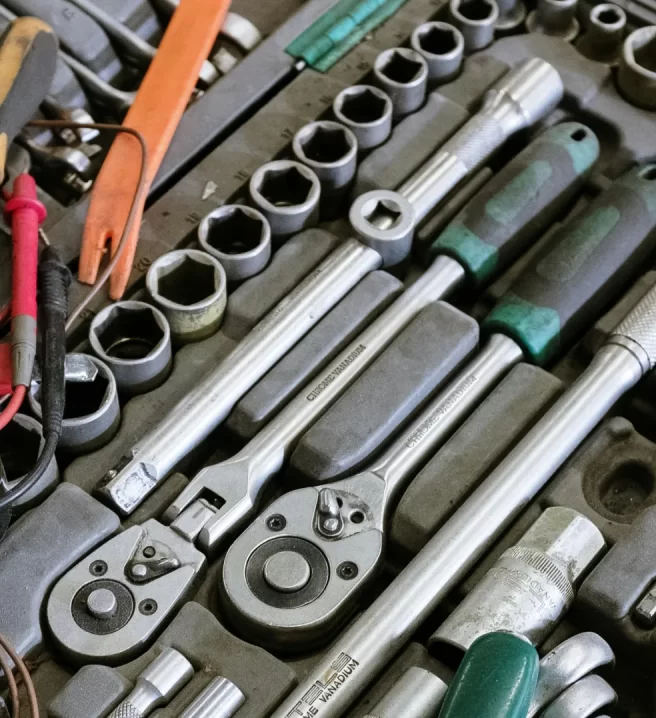 sten-rademaker-UZUzvJEvKnI-unsplash 1